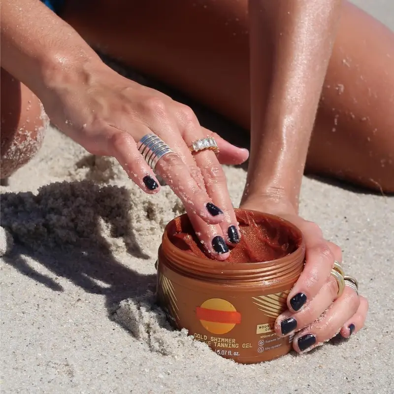 🌞IEY® Carroten Gold Shimmer Tanning Gel | Browning Tan Accelerator | Non-Greasy, Water-Resistant with Carrot & Coconut Oil